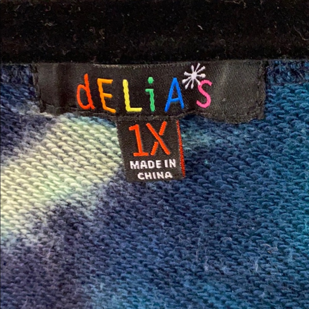 Cropped Sweater - Picture 4 of 4